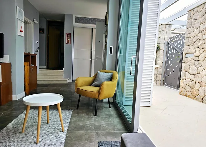 Apartament Mair *